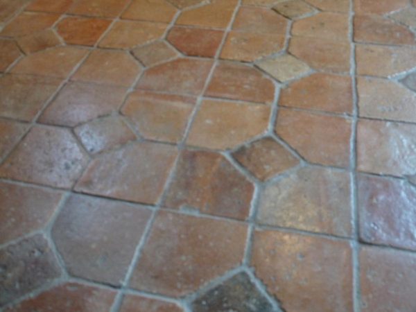 Antique french terracotta floors