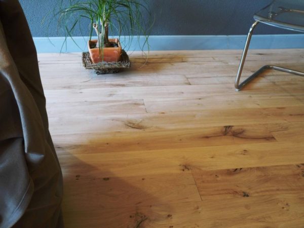 Reclaimed wagon board oak flooring