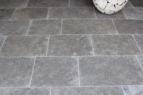 Grey Argos limestone flagstone tiles