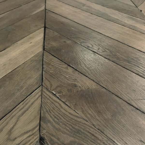 BCA Regular chevron parquet