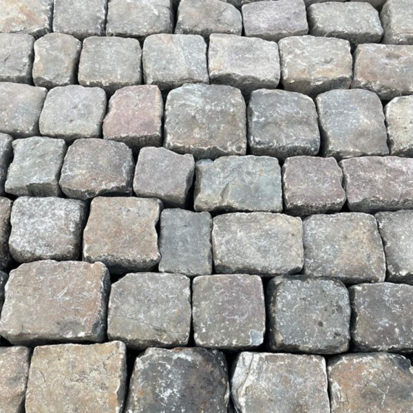 dry hard grittstone cobble