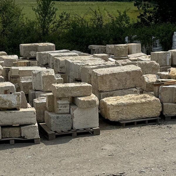 French natural stone blocks