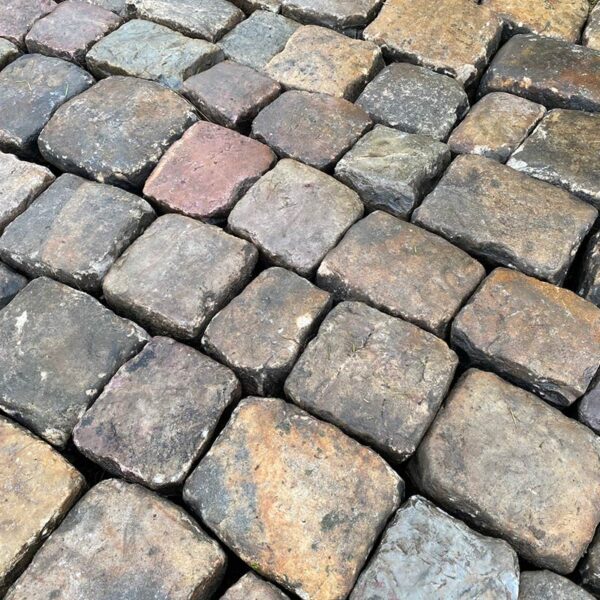 French reclaimed beige cobblestone