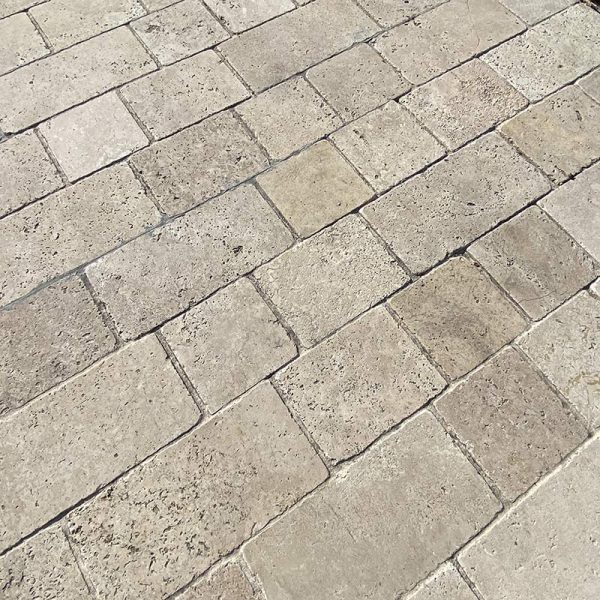 New stone travertine pavers