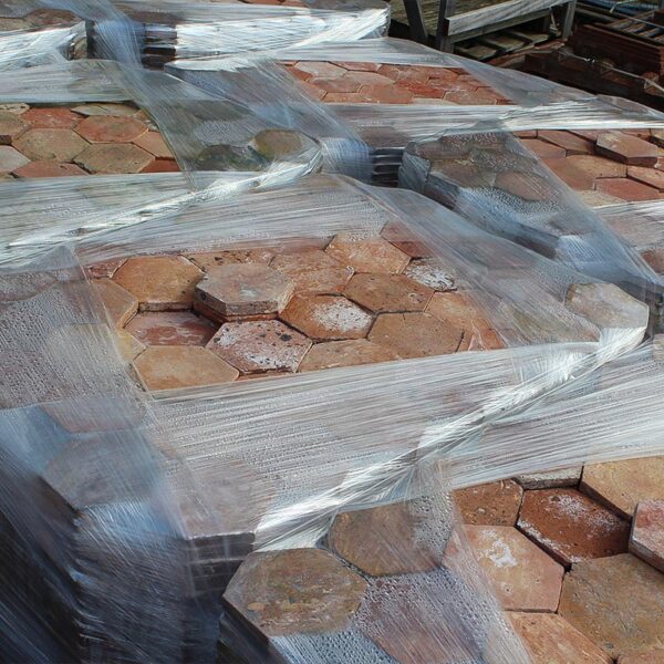 pallet reclaimed small model hexagonal terracotta
