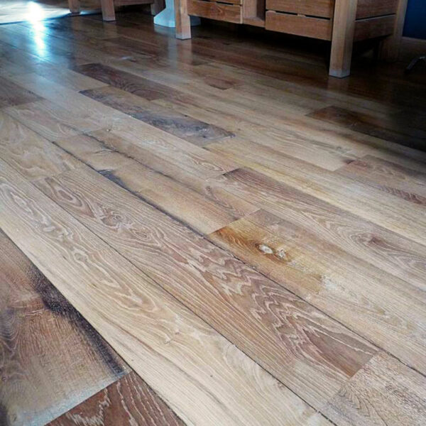Wide antique oak floor