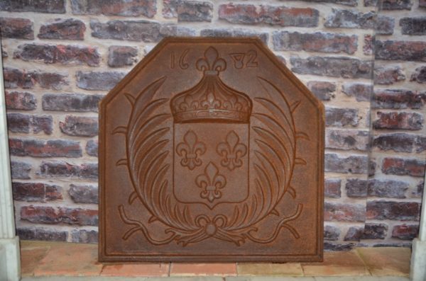 iron antique french fireback for interior