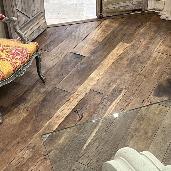 French relciamed brushef oak floor