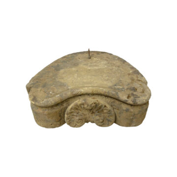 Antique limestone plinth Grégoire Martel