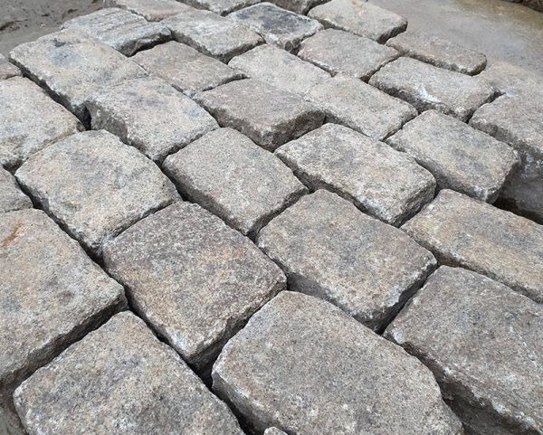 Antique and reclaimed cobblestone in grey granit