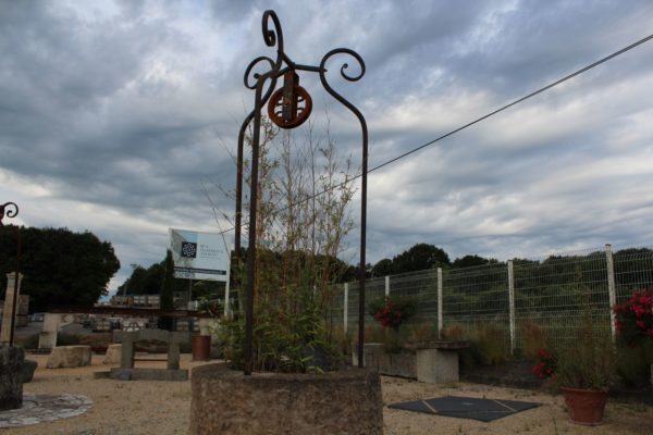 well head gantry in wrought iron