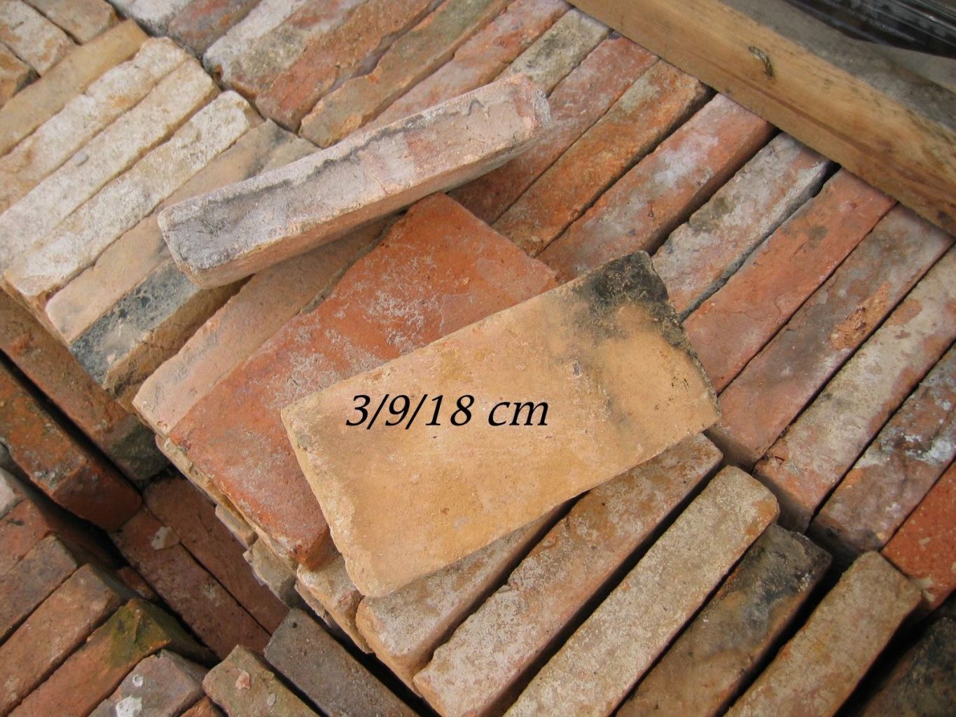 Antique Firebrick Uses  Decorating with Bricks