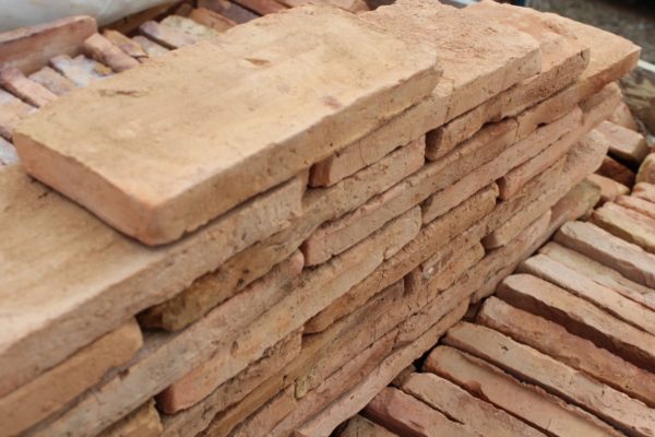 reclaimed bricks from france