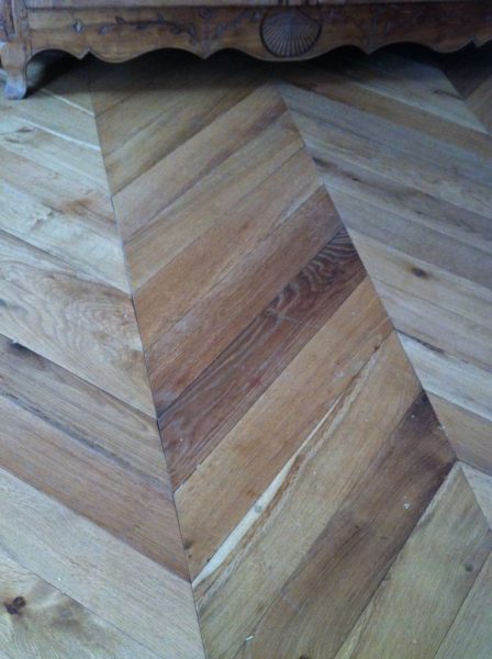 oak chevron parquet floorboards