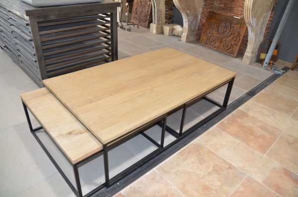 table in wood oak and metal