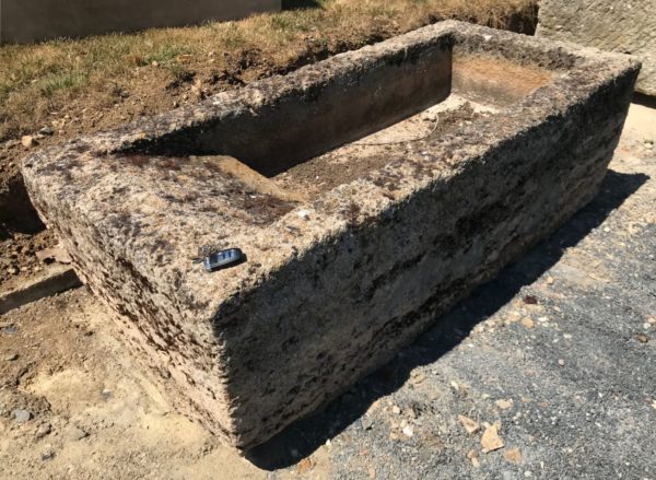 stone washing trough for exterior area