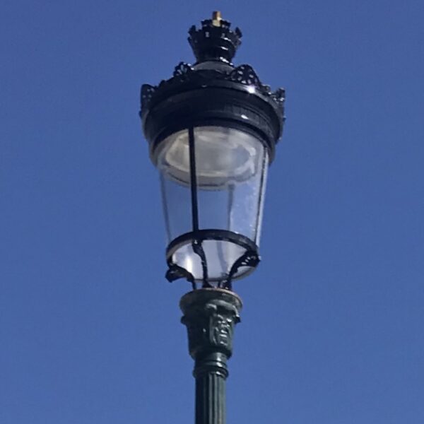 head-of-street-lamps-antique