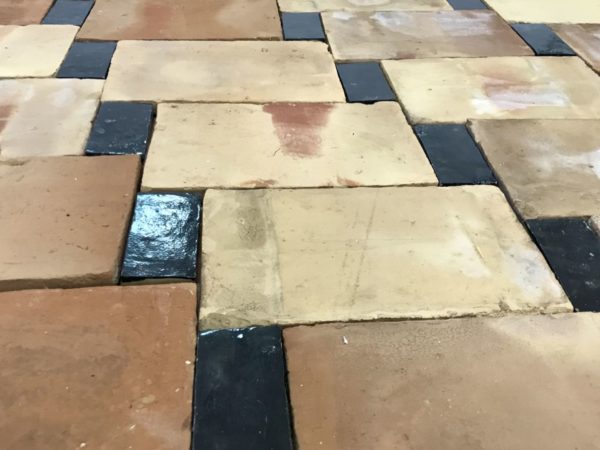 antique parefeuille tiles with rectangular glazed tiles