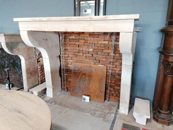 antique farmhouse fireplace mantel chimneypiece