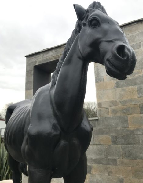 Life size horse statue in black color