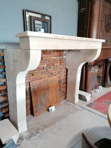 old farmhouse fireplace mantel