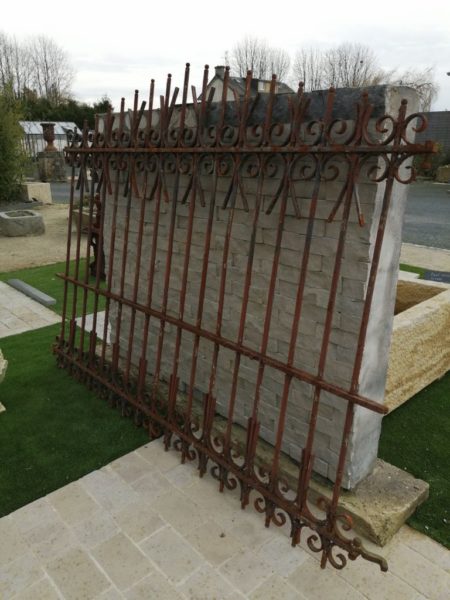 wall grill in reclaimed iron