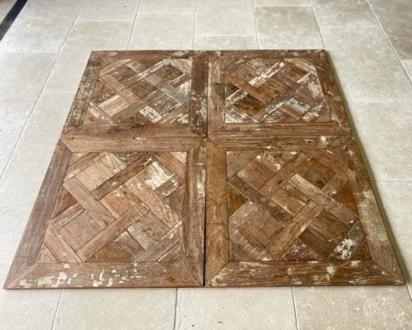 versailles vintage panels in teck Wood