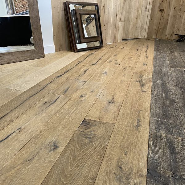 New engineered Valenciennes oak floor