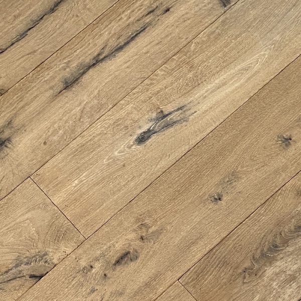 Valenciennes new floor oak
