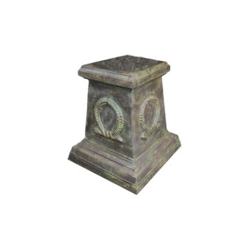 plinth suitable for vases