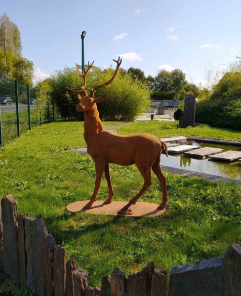 statue of a deer