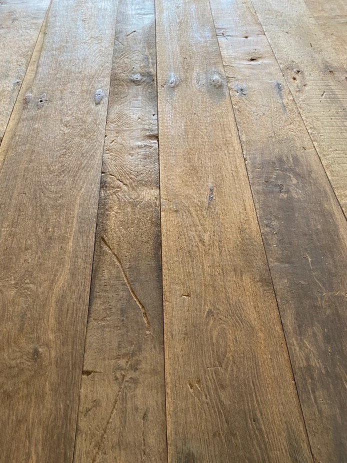 Reclaimed sales oak flooring