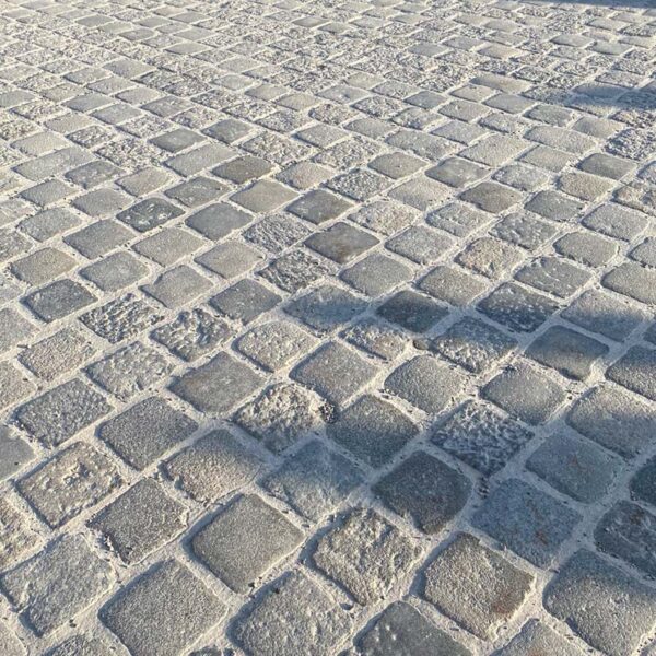 Antique cobbles porphyry and granit