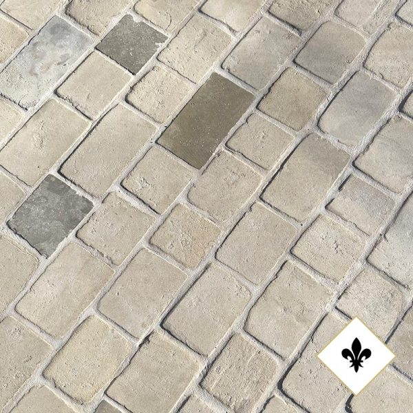 Rustic worn noblesse pavers