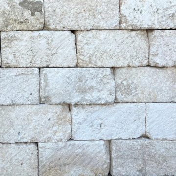 Reclaimed french limestone wall blocks