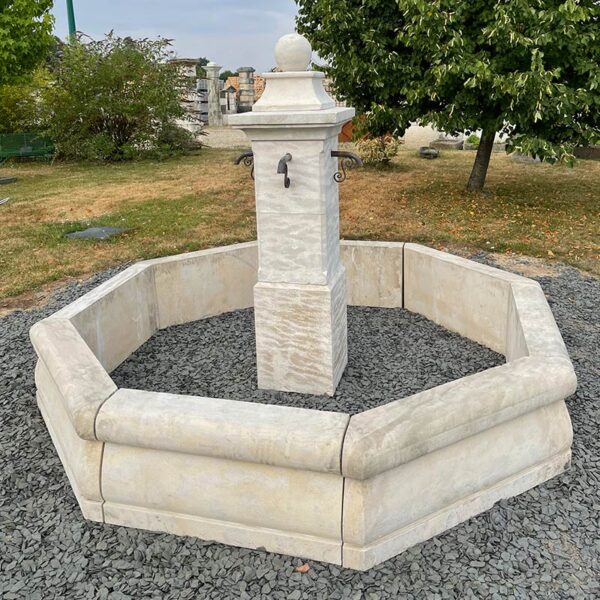 Octagonal Provence patrimoine fountain