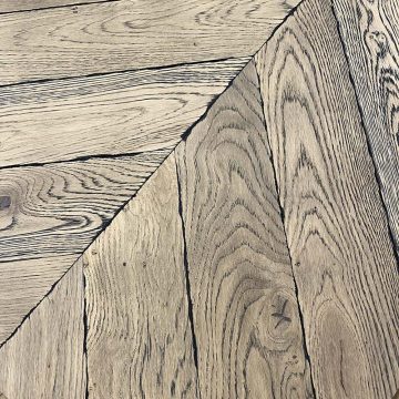 Black new oak chevron Odeon
