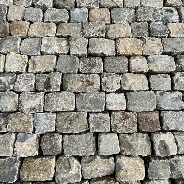 Gritstone square cobbles