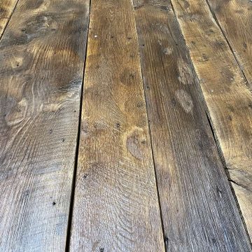 Reclaimed chestnut floorboards from France