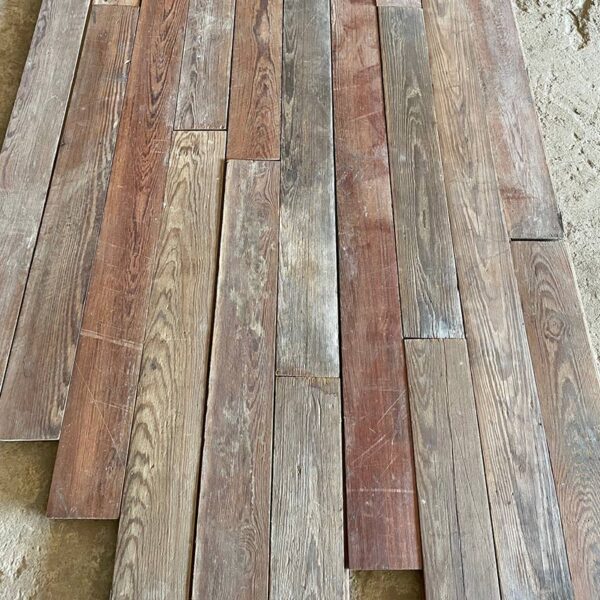 Antique reclaimed pitchpine floor