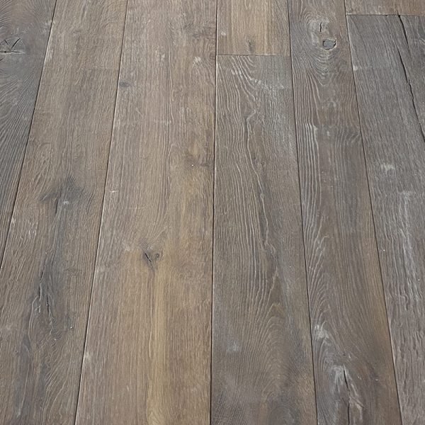floor arromanches wood brush