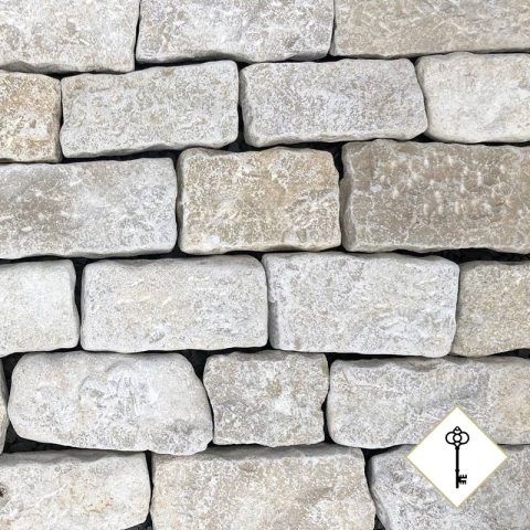 narrow limestone PATRIMOINE cobbles