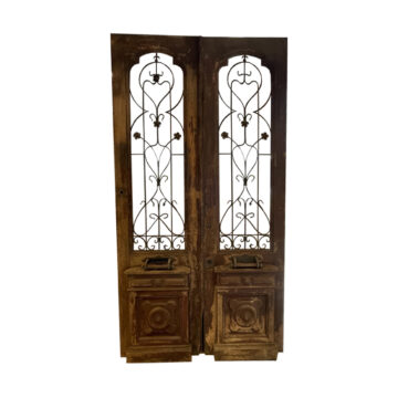 antique double front doors in oak