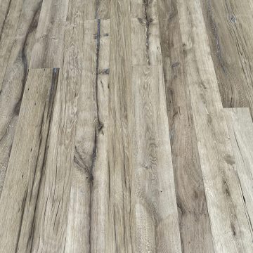 Reclaimed « Shabby Manor » oak flooring