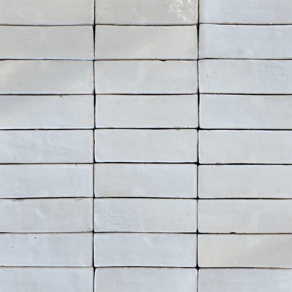 White rectangular bejmat tiles