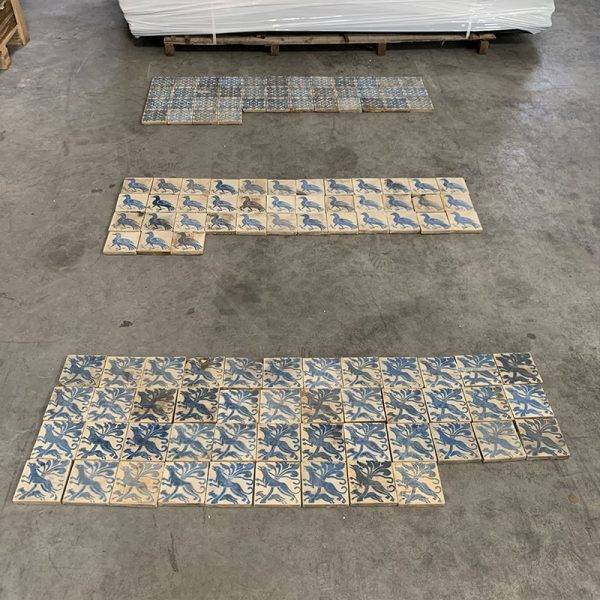 Blue and white cement tile stock faience
