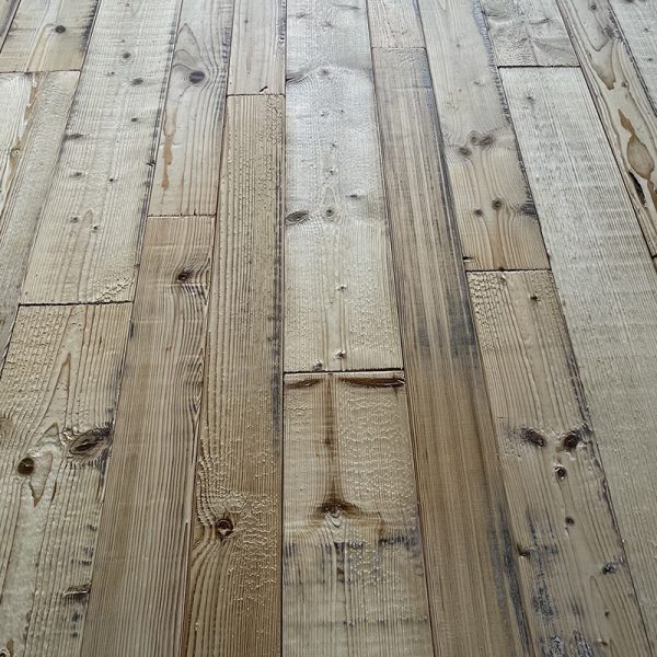Customizable wood thick floor