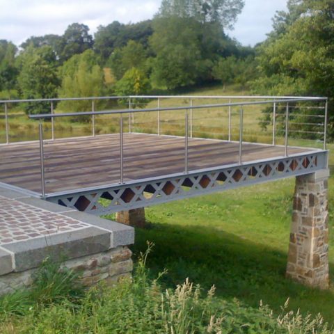 Plancher wagon d'une terrasse ancienne