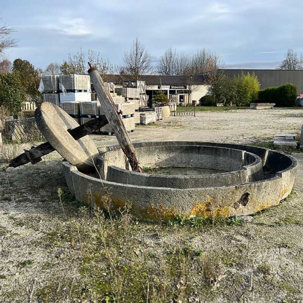 circular trough apple grinder