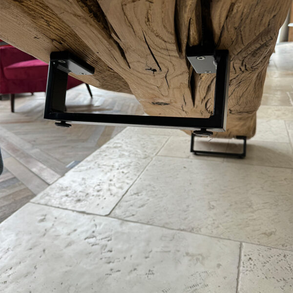 metal legs bench beam